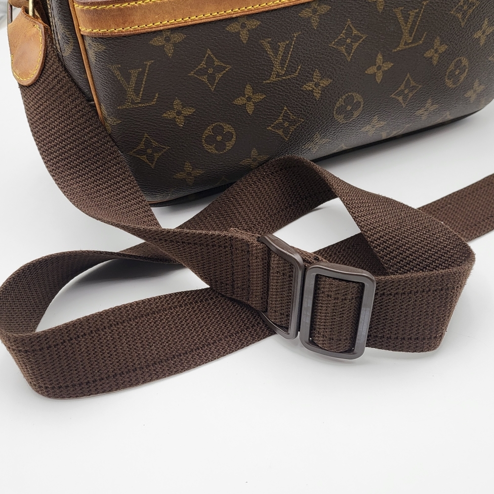 Louis Vuitton Monogram Reporter PM Bag...Authentic..!! - Picture 13 of 15